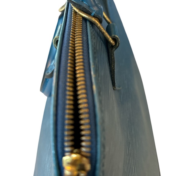 Louis Vuitton Alma Epi Blue - Picture 8 of 14